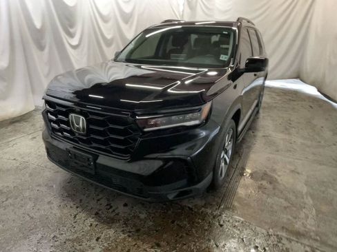 Used 2023 Honda Pilot Elite image 10
