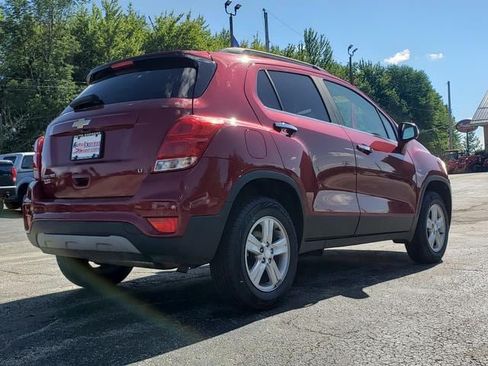 Used 2019 Chevrolet Trax LT w/ Driver Confidence Package AWD/4WD image 7