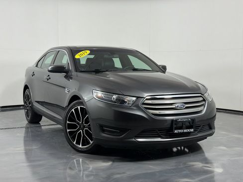 Used 2019 Ford Taurus SEL w/ Equipment Group 201A AWD/4WD image 2