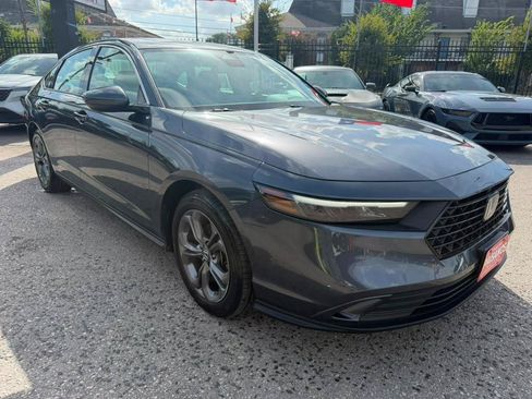 Used 2024 Honda Accord EX image 3
