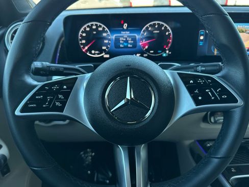 Certified 2025 Mercedes-Benz GLB 250 GLB 250 image 21