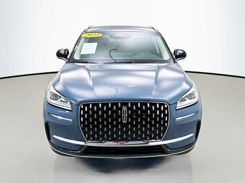 Used 2023 Lincoln Corsair Reserve image 2