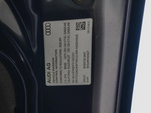 Used 2025 Audi Q3 2.0T Premium w/ Convenience Package image 31