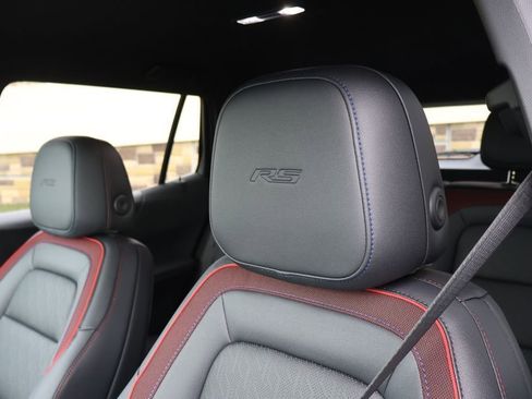 New 2026 Chevrolet Equinox RS w/ Convenience Package III FWD image 15