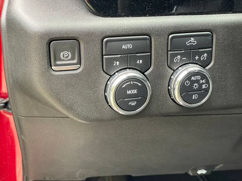 Used 2023 GMC Sierra 1500 Elevation AWD/4WD image 15
