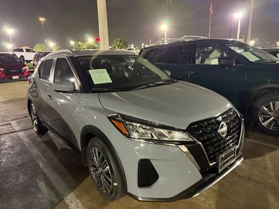 Used 2023 Nissan Kicks SR