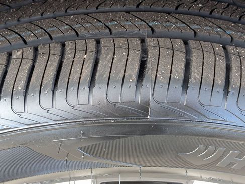 Used 2022 INFINITI QX60 Sensory w/ Cargo Package image 11