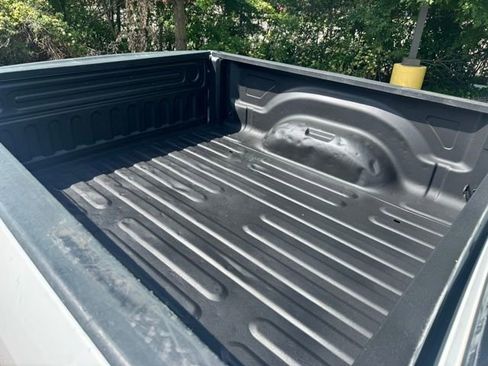Used 2017 RAM 2500 SLT AWD/4WD image 10