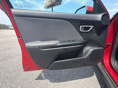 Used 2025 Kia K4 FWD image 10