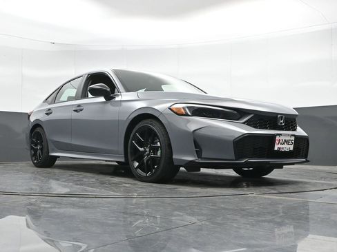 New 2026 Honda Civic Sport image 40