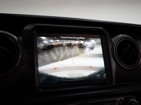 Used 2021 Jeep Wrangler Unlimited Sport image 26