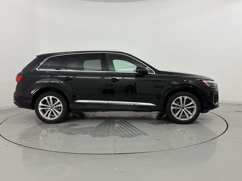 Used 2025 Audi Q7 3.0T Premium Plus AWD/4WD image 8