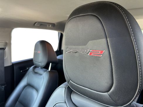 Used 2019 Chevrolet Colorado ZR2 w/ ZR2 Midnight Special Edition image 11