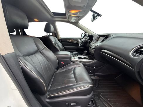 Used 2018 INFINITI QX60 w/ Premium Package image 16
