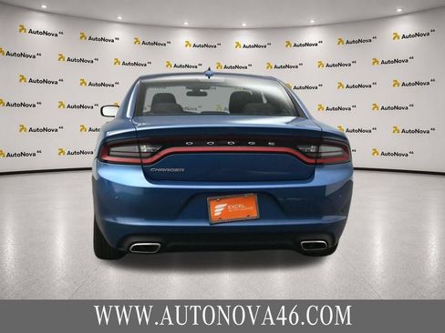 Used 2023 Dodge Charger SXT RWD image 7
