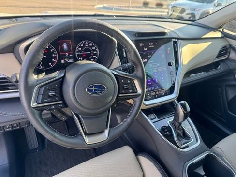 Used 2020 Subaru Outback Limited image 21