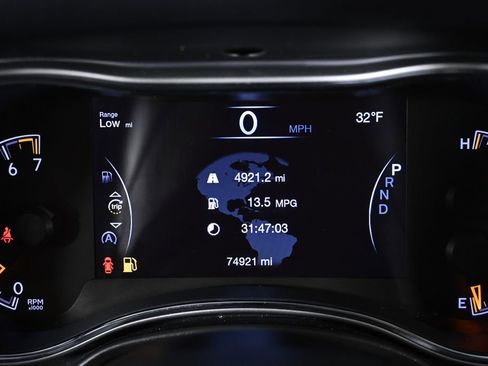 Used 2020 Jeep Grand Cherokee Limited w/ Premium Lighting Group image 17