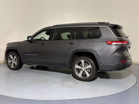 Used 2022 Jeep Grand Cherokee L Limited AWD/4WD image 3