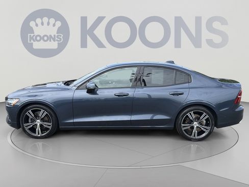 Used 2022 Volvo S60 B5 Inscription AWD/4WD image 2