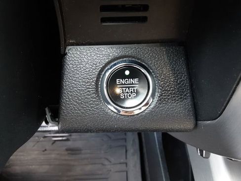 Used 2020 Ford F150 Platinum w/ Equipment Group 701A Luxury AWD/4WD image 26
