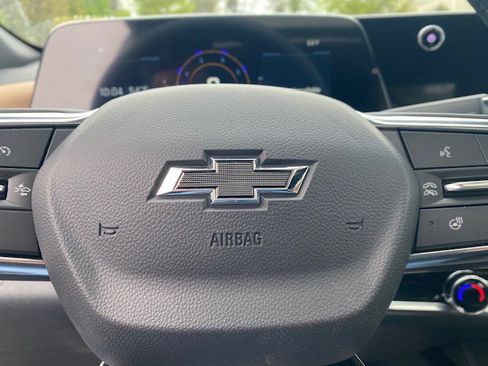 New 2026 Chevrolet Equinox ACTIV AWD/4WD image 7