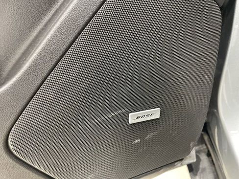 Used 2024 Cadillac XT5 Premium Luxury image 13