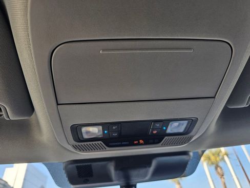 Used 2025 Ford F150 XLT w/ Equipment Group 301A Standard image 23