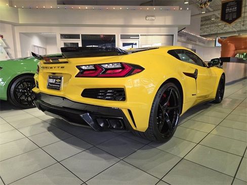 New 2026 Chevrolet Corvette E-Ray w/ Stealth Interior Trim Package image 4