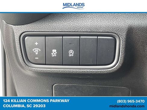 Used 2025 Kia Soul LX w/ LX Technology Package FWD image 15
