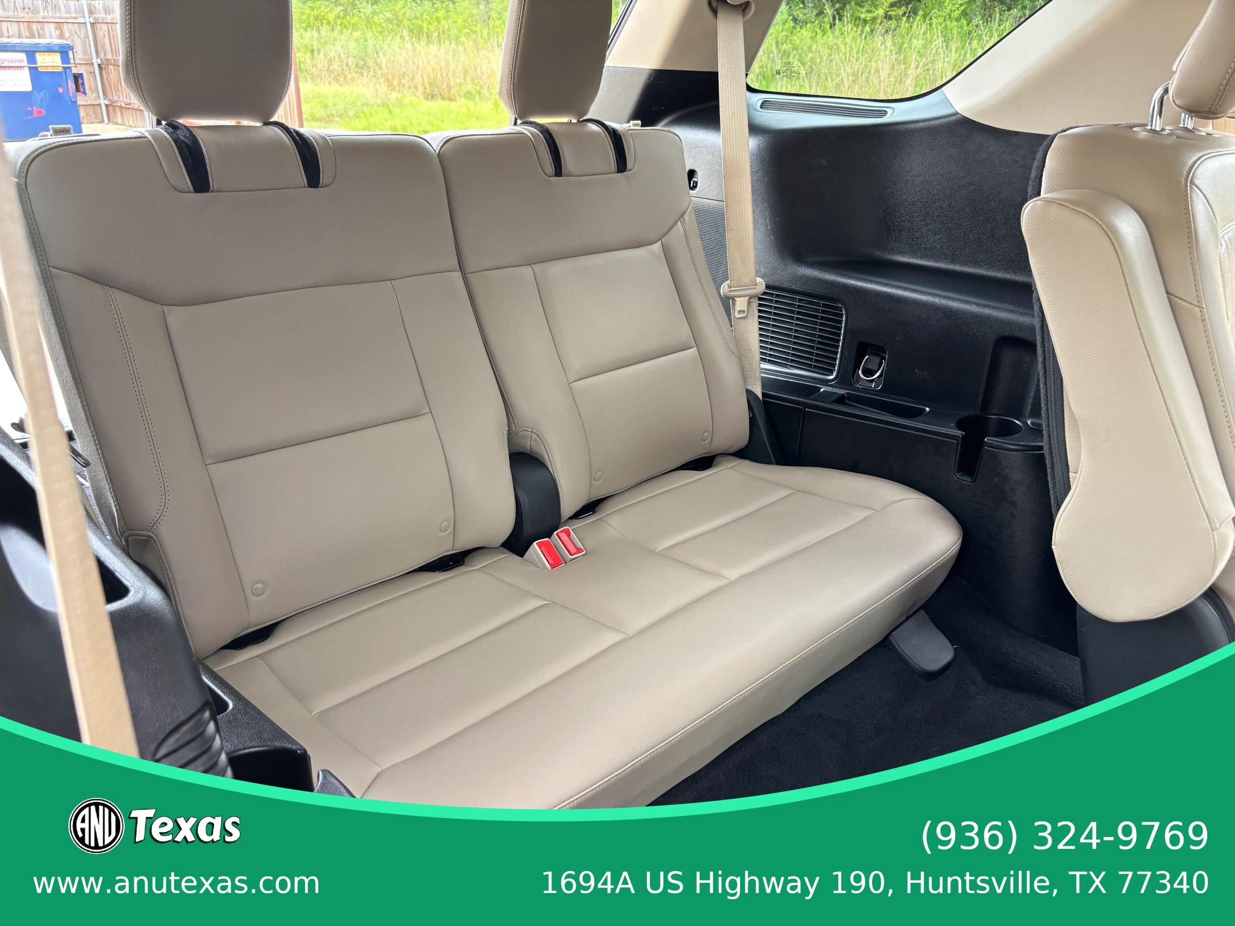 Used 2020 Ford Explorer Limited w/ Class III Trailer Tow Package AWD/4WD image 33