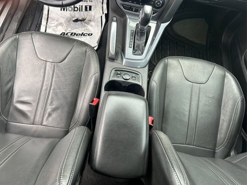 Used 2013 Ford Focus Titanium w/ Titanium Handling Pkg image 12