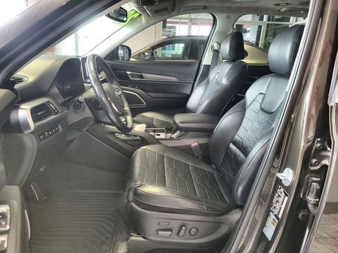 Used 2020 Kia Telluride SX w/ SX Prestige Package image 12