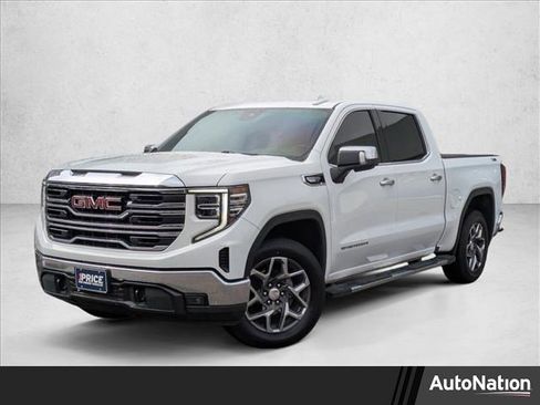 Used 2023 GMC Sierra 1500 SLT image 1