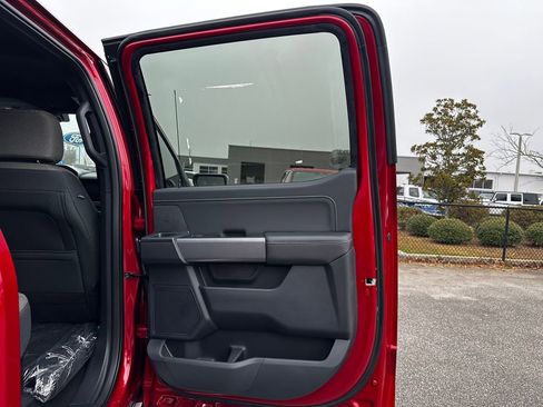 New 2025 Ford F150 XLT w/ Equipment Group 302A MID image 33