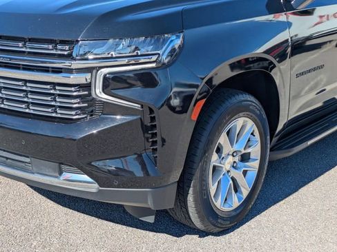 Used 2021 Chevrolet Suburban Premier RWD image 9