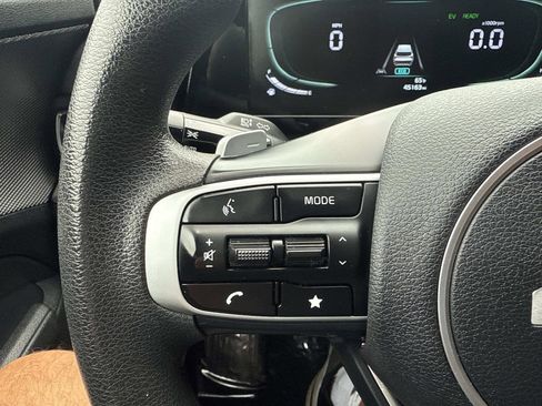 Used 2023 Kia Sportage LX image 28