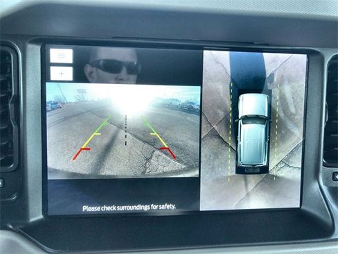 Used 2023 Ford Bronco Wildtrak image 17