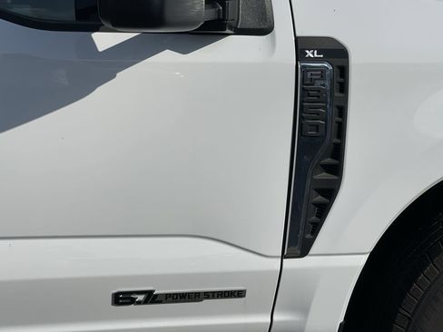 New 2024 Ford F350 XL w/ XL Chrome Package image 8
