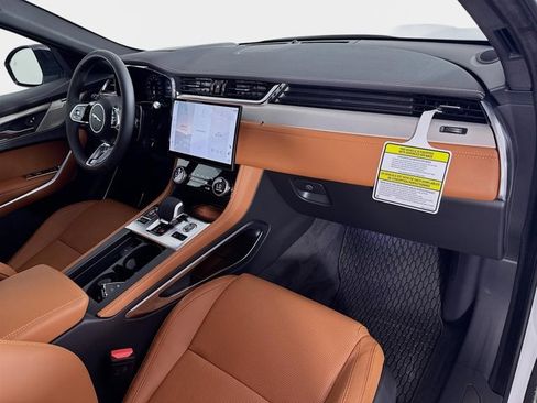 New 2026 Jaguar F-PACE R-Dynamic S image 31