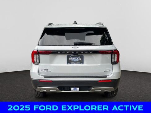 New 2025 Ford Explorer Active w/ Active Comfort Package image 4