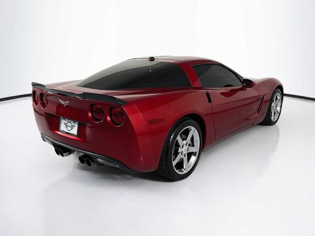 Used 2005 Chevrolet Corvette Coupe w/ Preferred Equipment Group RWD image 5
