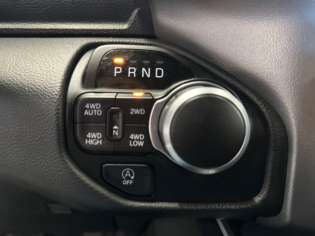 Used 2023 RAM 1500 Big Horn AWD/4WD image 34