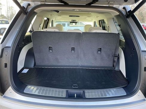 Used 2026 Hyundai Palisade Calligraphy image 13