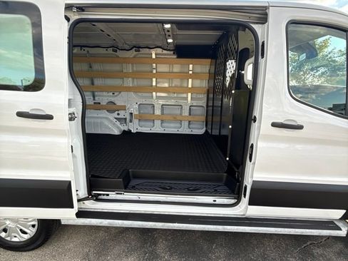 Used 2025 Ford Transit 250 Low Roof w/ Exterior Upgrade Package RWD image 16