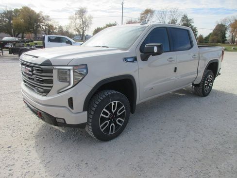 New 2026 GMC Sierra 1500 AT4 image 11