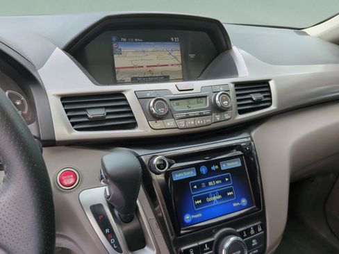 Used 2017 Honda Odyssey Touring image 13