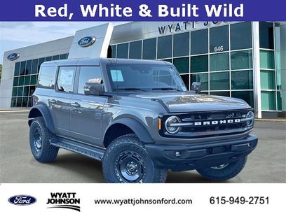 New 2025 Ford Bronco Outer Banks w/ Sasquatch Package