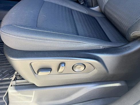 Used 2022 Chevrolet Silverado 1500 RST image 24