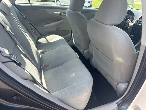 Used 2010 Toyota Corolla LE w/ All Weather Guard Pkg FWD image 24