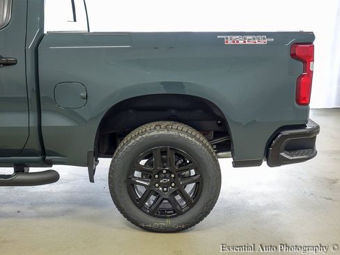 New 2026 Chevrolet Silverado 1500 LT Trail Boss w/ LT Trail Boss Premium Package AWD/4WD image 9